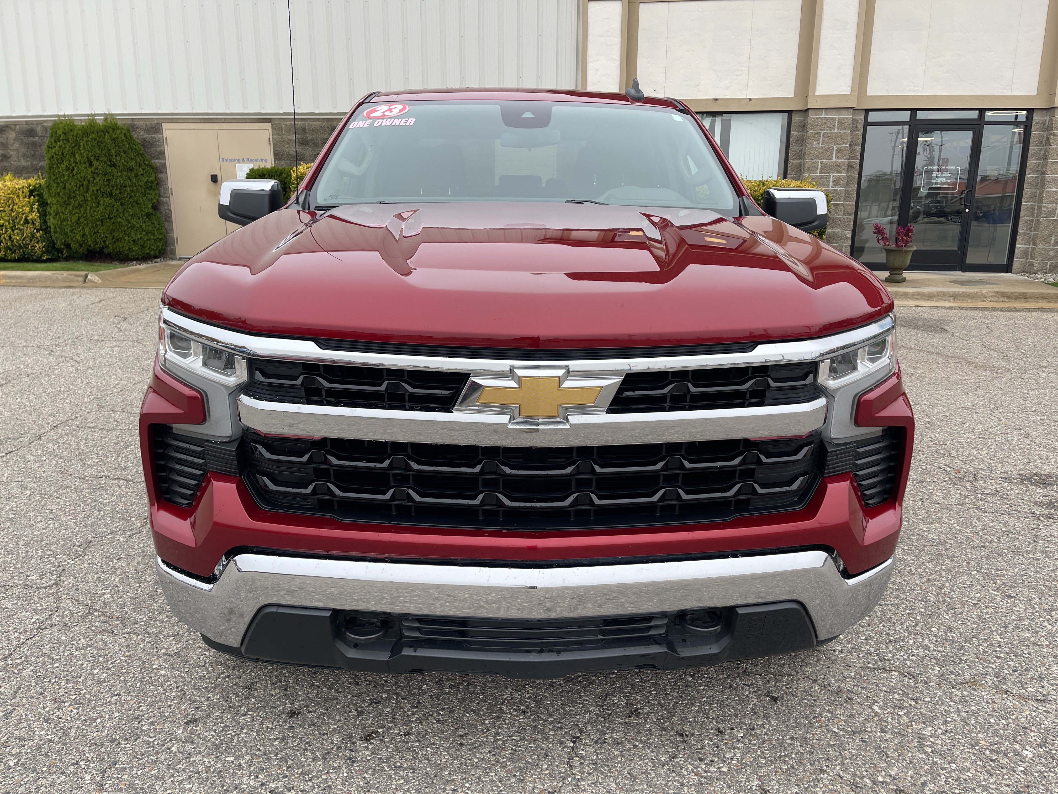 Used 2023 Chevrolet Silverado 1500 LT AWD/4WD image 8