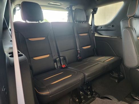 Used 2022 GMC Yukon AT4 AWD/4WD image 19
