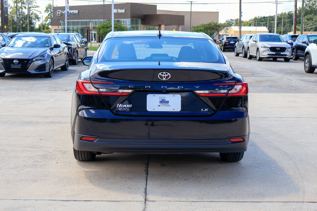 Used 2025 Toyota Camry LE FWD image 19