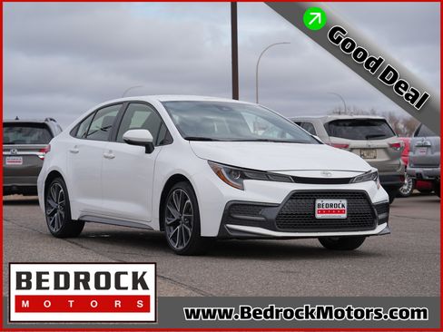 Used 2022 Toyota Corolla SE FWD image 1