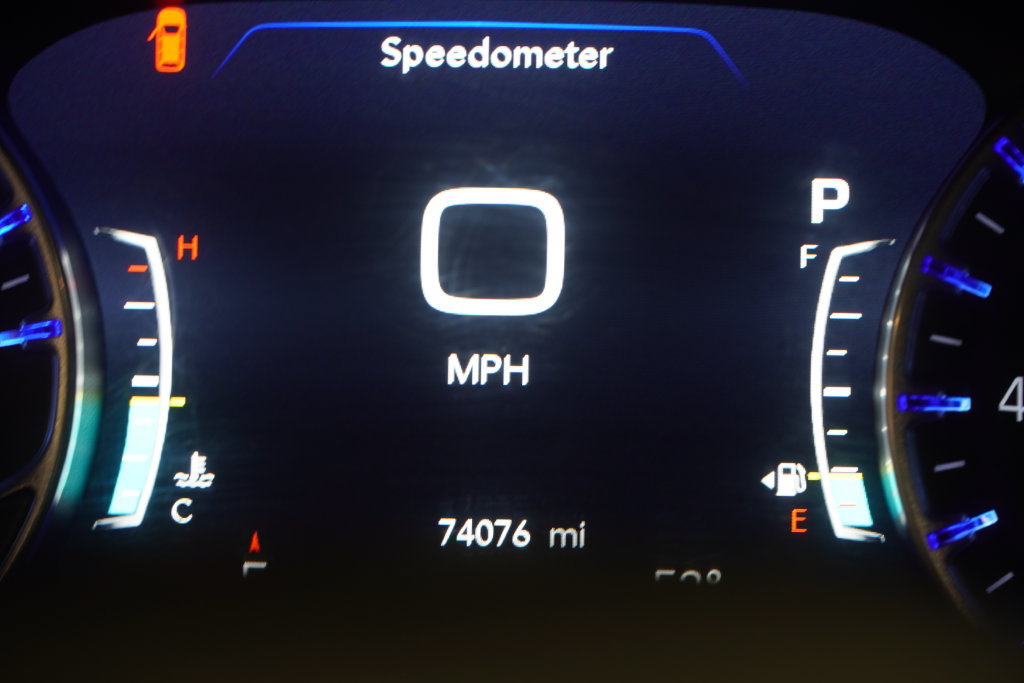 Used 2020 Chrysler Pacifica Touring-L AWD/4WD image 4