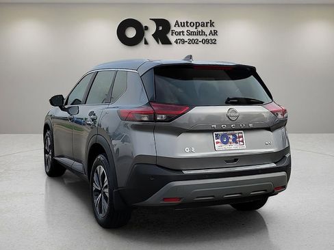 Used 2023 Nissan Rogue SV w/ SV Premium B Package FWD image 4