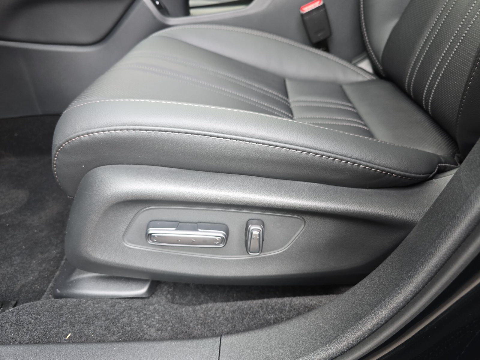 New 2027 Honda HR-V EX-L image 26