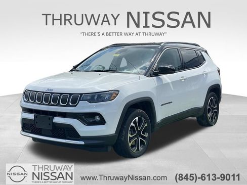 Used 2022 Jeep Compass Limited w/ Sun and Sound Group AWD/4WD image 1