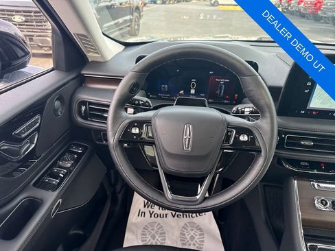 Used 2025 Lincoln Aviator Reserve w/ Jet Appearance Package image 18