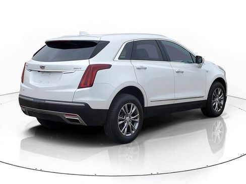 Used 2021 Cadillac XT5 Premium Luxury AWD/4WD image 3