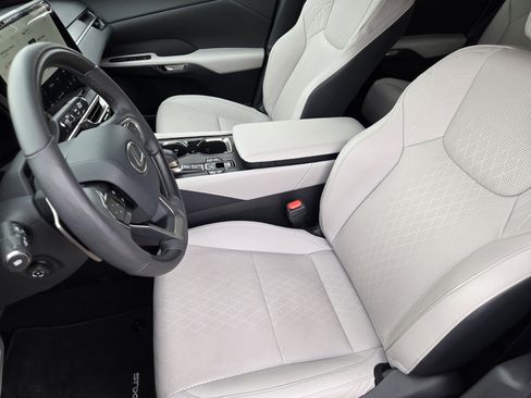 Certified 2025 Lexus RX 350 Premium Plus image 18