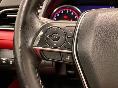 Used 2019 Toyota Camry XSE image 16