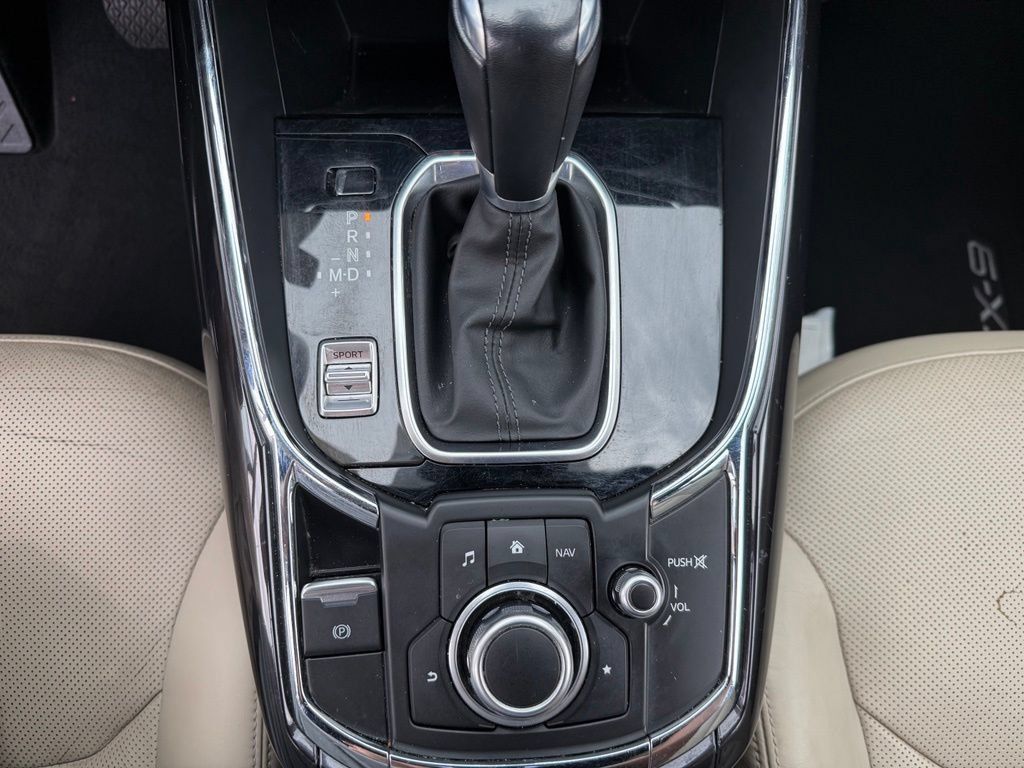 Used 2018 MAZDA CX-9 Grand Touring FWD image 25