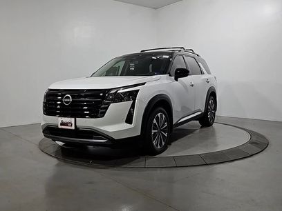 New 2026 Nissan Pathfinder Platinum