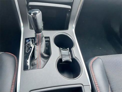 Used 2016 Toyota Camry SE w/ Moonroof Package image 25