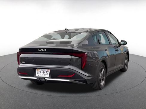 Used 2025 Kia K4 FWD image 14