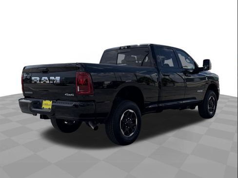 Used 2025 RAM 2500 Laramie AWD/4WD image 5