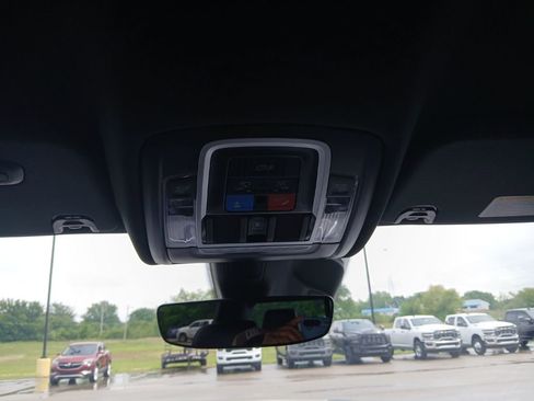 Used 2025 RAM 1500 Laramie w/ Sport Appearance Package AWD/4WD image 22