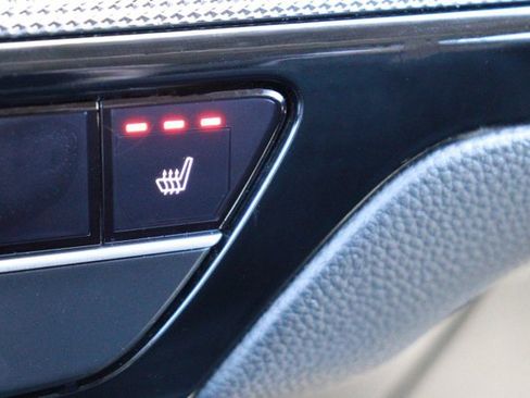 Used 2025 Honda CR-V EX-L image 16