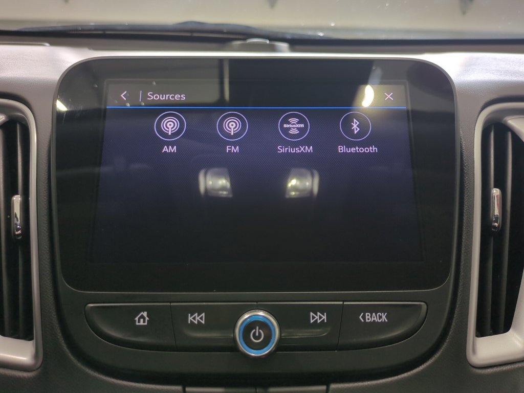 Used 2025 Chevrolet Malibu LT FWD image 30