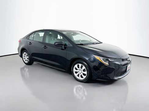 Certified 2024 Toyota Corolla LE FWD image 3