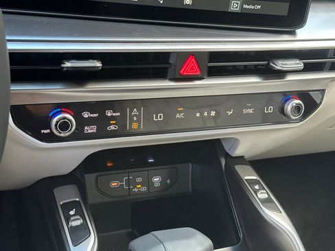 New 2026 Kia Sorento S image 22