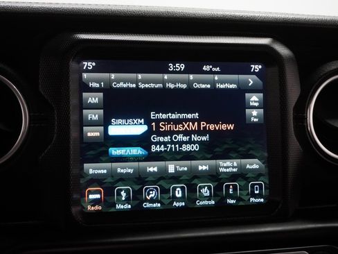 Certified 2019 Jeep Wrangler Unlimited Sahara image 23