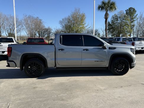 Used 2025 GMC Sierra 1500 Denali Ultimate image 3