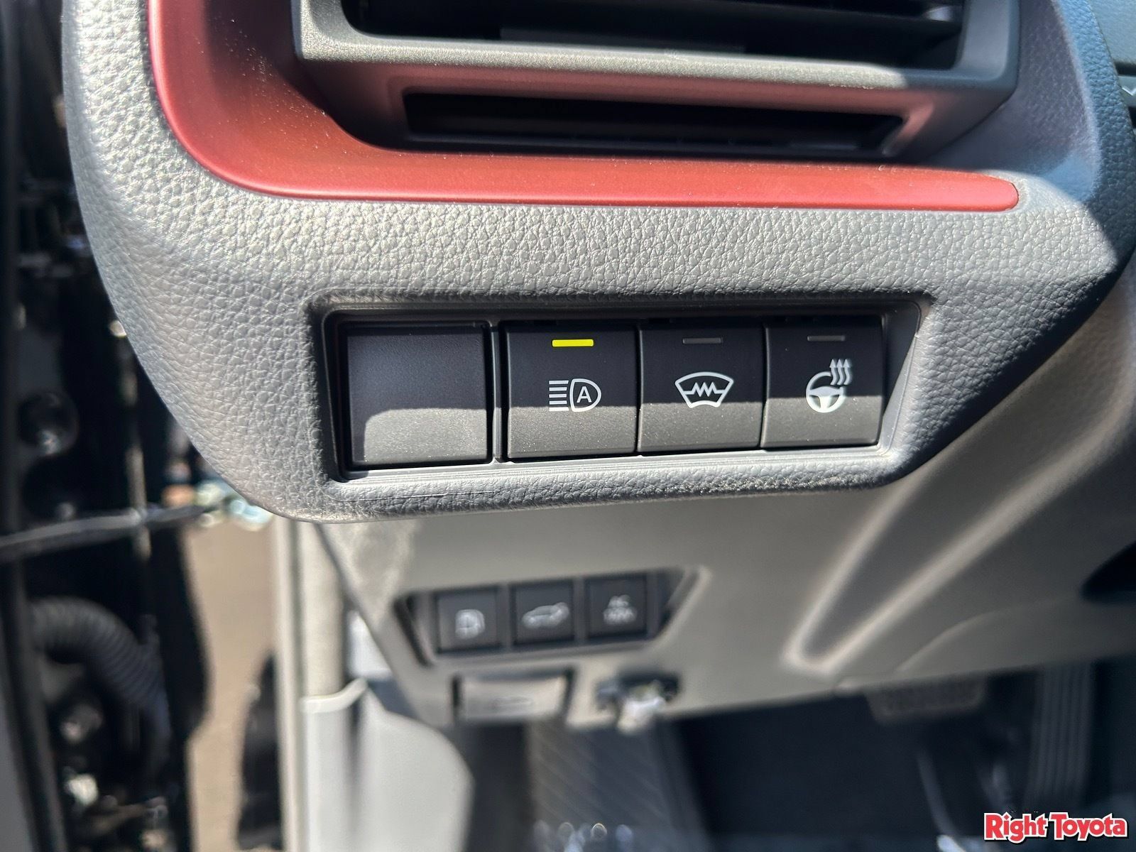 New 2027 Toyota Prius Plug-In Hybrid w/ Limited Premium Package FWD image 28