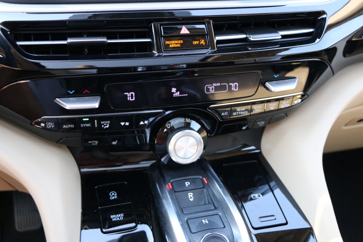 Used 2025 Acura MDX FWD image 24