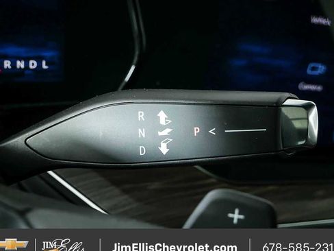 New 2026 Chevrolet Suburban Premier w/ Sun And Tow Package image 19