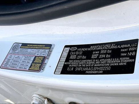 Used 2023 Hyundai Elantra SEL image 16