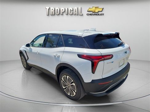 New 2025 Chevrolet Blazer EV LT image 3