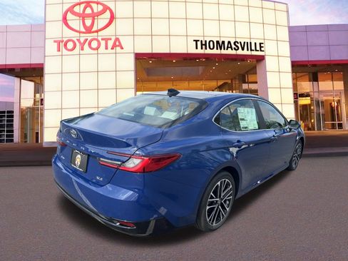 New 2025 Toyota Camry XLE w/ Premium Plus Package FWD image 5