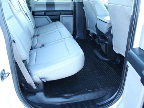 Used 2019 Ford F250 XL w/ Power Equipment Group image 23