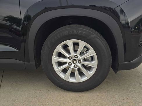 Certified 2026 Toyota Grand Highlander FWD image 9