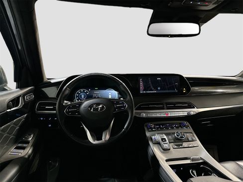 Used 2022 Hyundai Palisade Calligraphy w/ Winter Package image 24