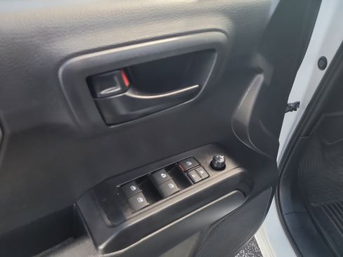 Certified 2023 Toyota Tacoma SR image 17