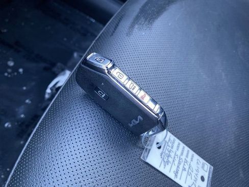 Certified 2025 Kia Sportage X-Pro image 36