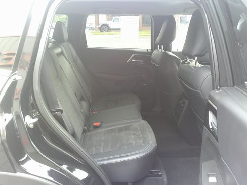 Used 2025 Mitsubishi Outlander SE AWD/4WD image 36