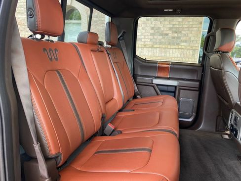 Used 2018 Ford F150 King Ranch w/ Equipment Group 601A Luxury AWD/4WD image 17