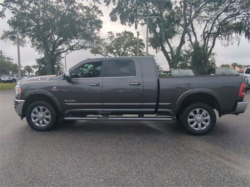 Used 2022 RAM 3500 Limited image 8