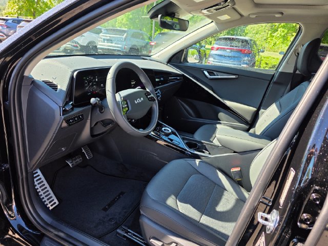 New 2026 Kia Niro Wave w/ Wave Preserve Package FWD image 14