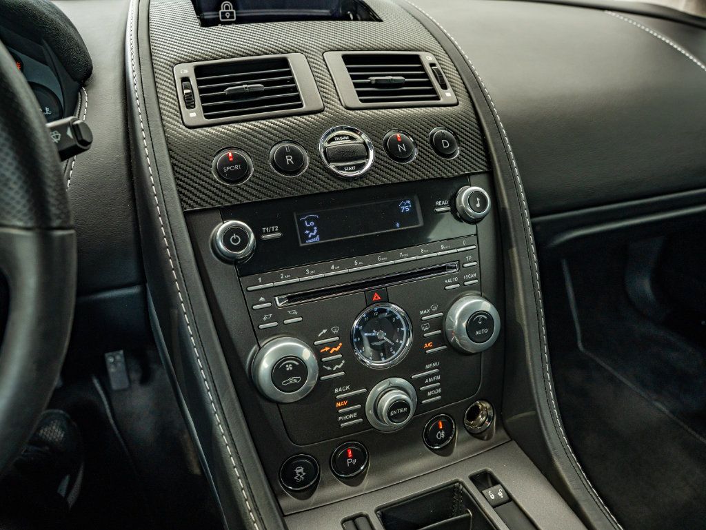 Used 2015 Aston Martin V8 Vantage GT RWD image 31