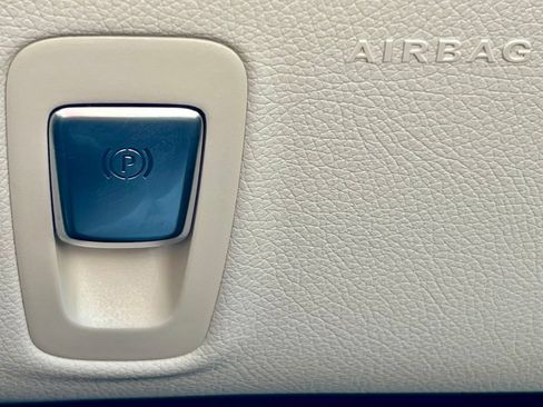 Certified 2023 Mercedes-Benz E 350 4MATIC Sedan image 39