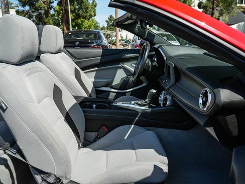 Used 2023 Chevrolet Camaro LT RWD image 19