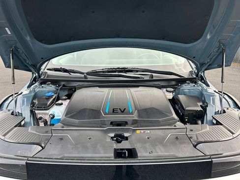 Used 2024 Hyundai Ioniq 5 SEL image 29