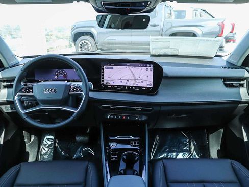 New 2026 Audi Q3 quattro 2.0T AWD/4WD image 16