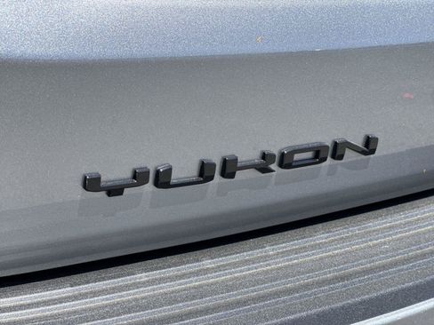 New 2026 GMC Yukon XL Elevation w/ Elevation Premium Package RWD image 30