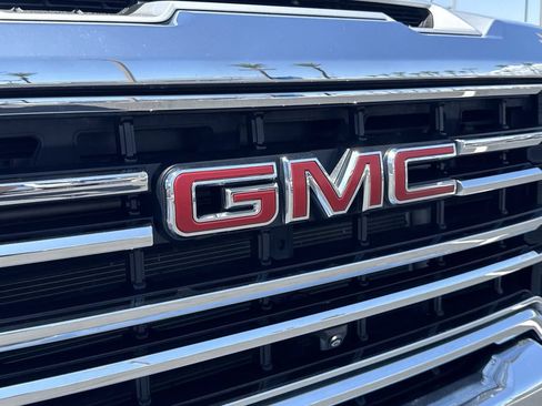 Used 2022 GMC Sierra 2500 SLT w/ SLT Premium Package AWD/4WD image 32