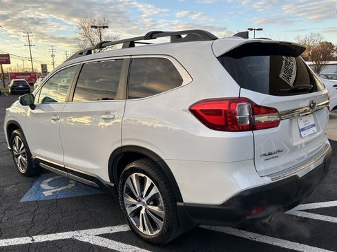 Used 2022 Subaru Ascent Limited w/ Technology Package image 4