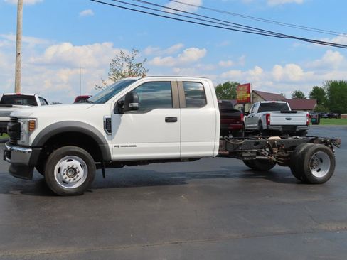 Used 2019 Ford F450 XL w/ XL Value Package image 2