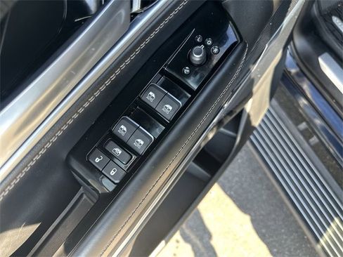 Used 2024 Jeep Grand Wagoneer Series II w/ Quick Order Packagew 28T image 27