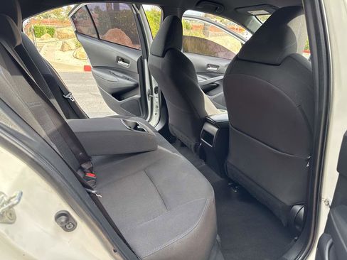 Used 2020 Toyota Corolla SE FWD image 23